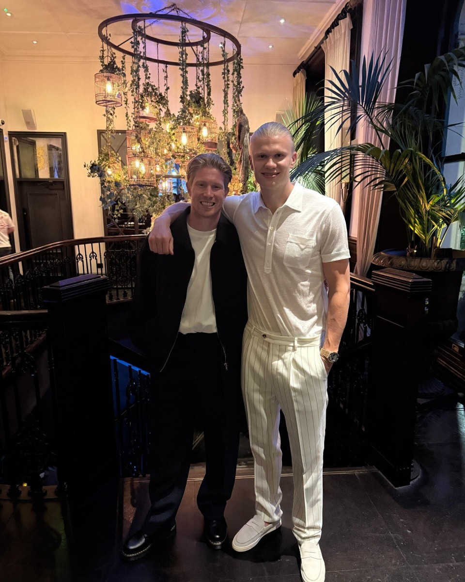 和平精英明星选手成长故事