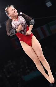 闫炳良：落后的时候没有放弃，希望伤员早日康复打好最后一场